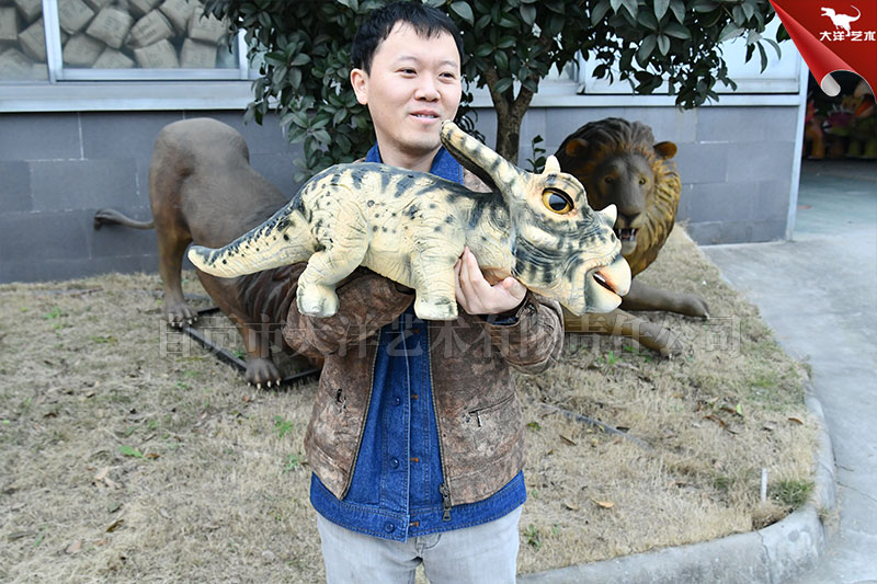 恐龍手偶，仿真小恐龍手偶